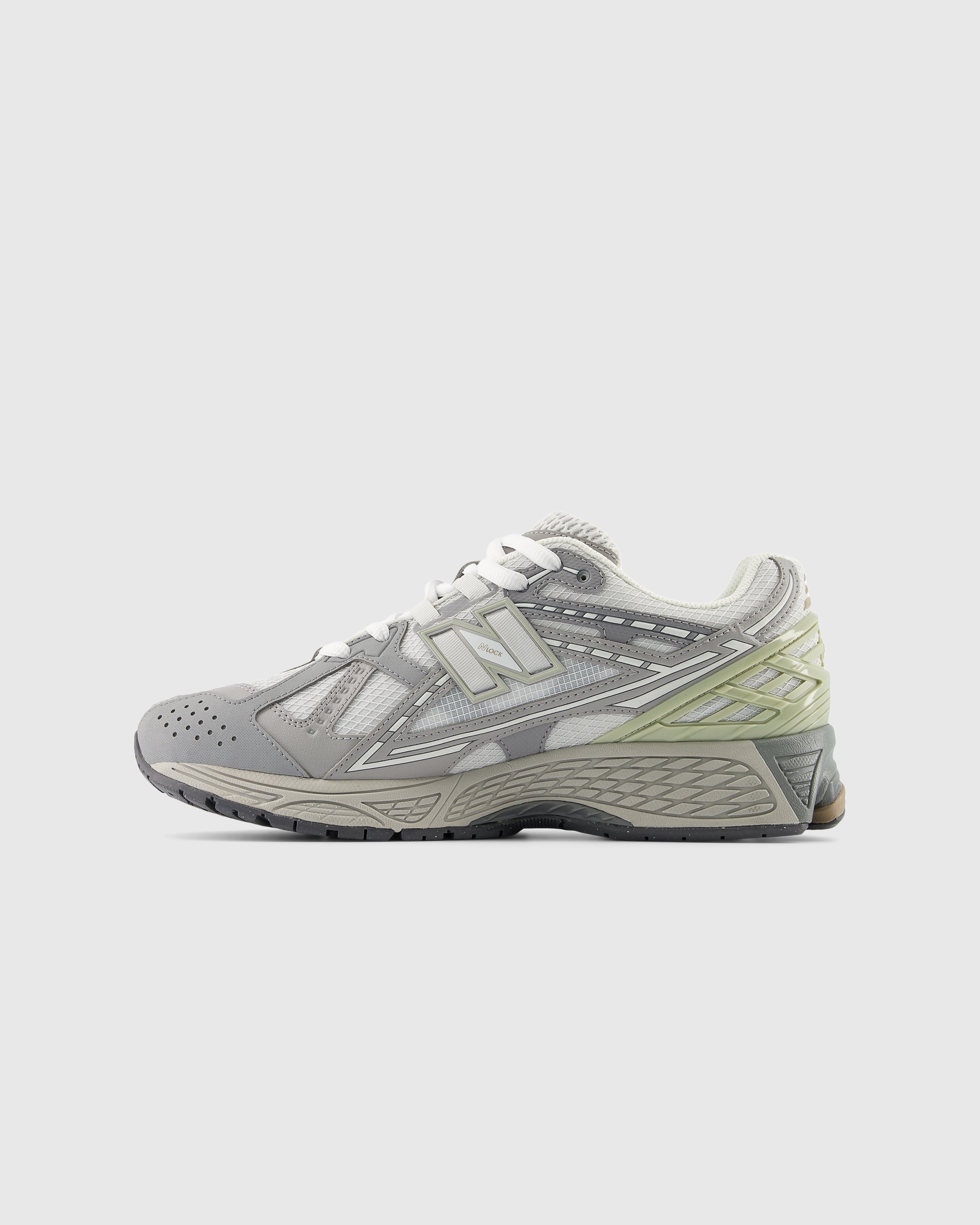 New balance cheap 22 women's grey